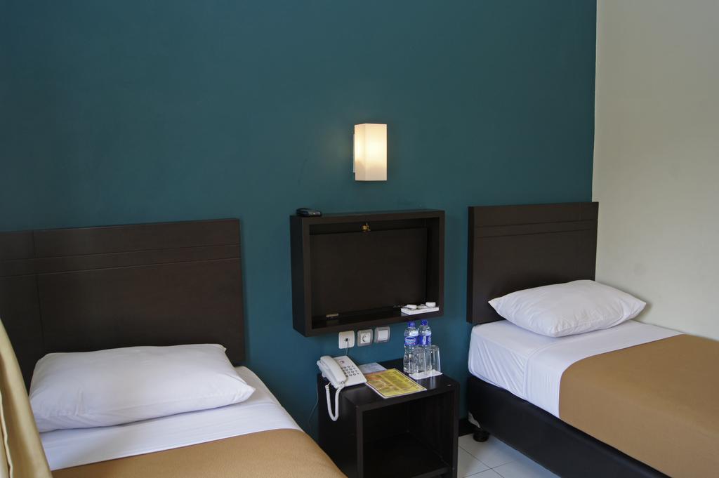 The Winner Premier Hotel Pemalang Room photo
