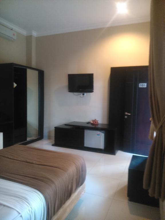 The Winner Premier Hotel Pemalang Exterior photo